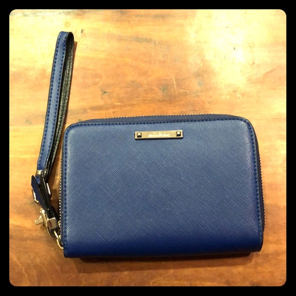 Stella & Dot Handbags - Stella & Dot wristlet